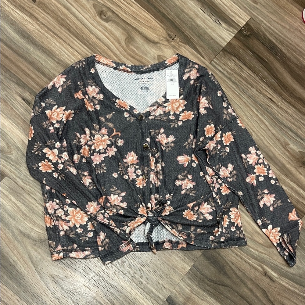 American Eagle Outfitters Floral Tie-Front Shirt